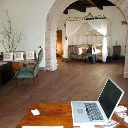 - Podere Monti * Montepulciano Stazione